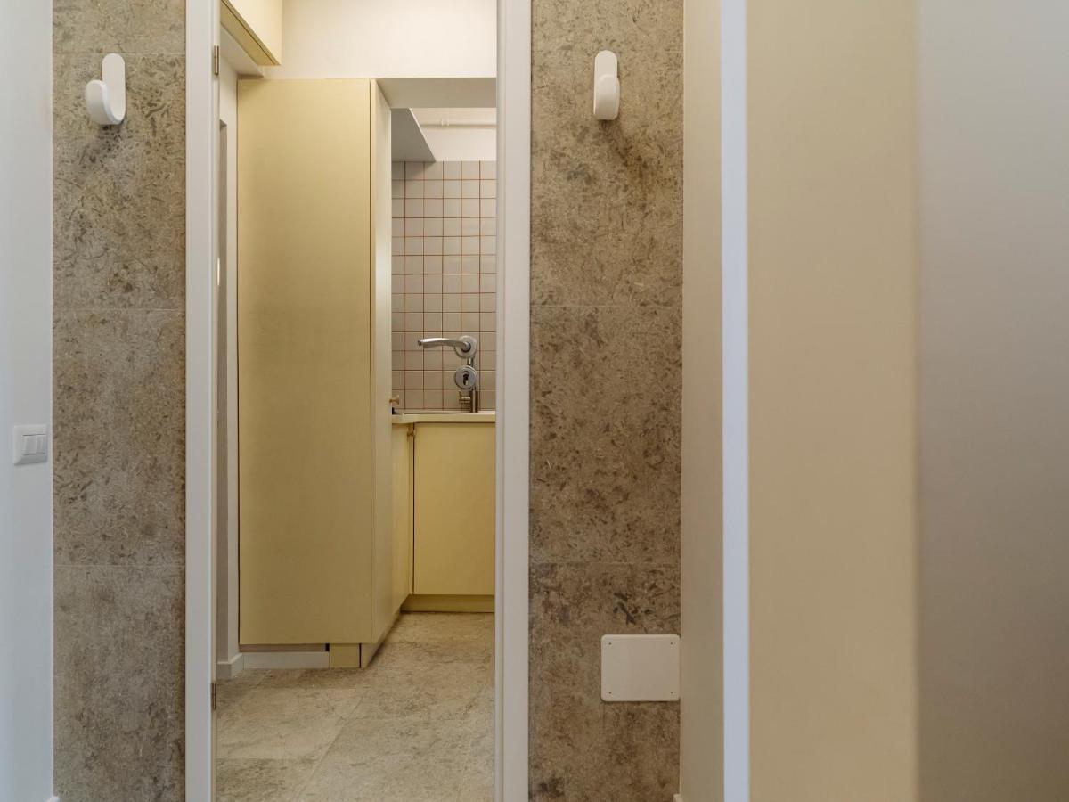 Lemon Elegant Old Town Studio Bucureşti Ngoại thất bức ảnh