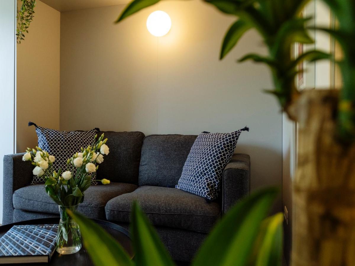 Lemon Elegant Old Town Studio Bucureşti Ngoại thất bức ảnh